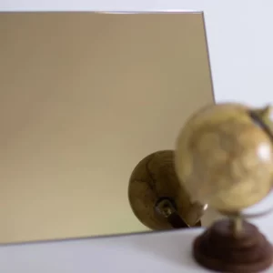 Podlaskie szkło - lustra barwione w masie