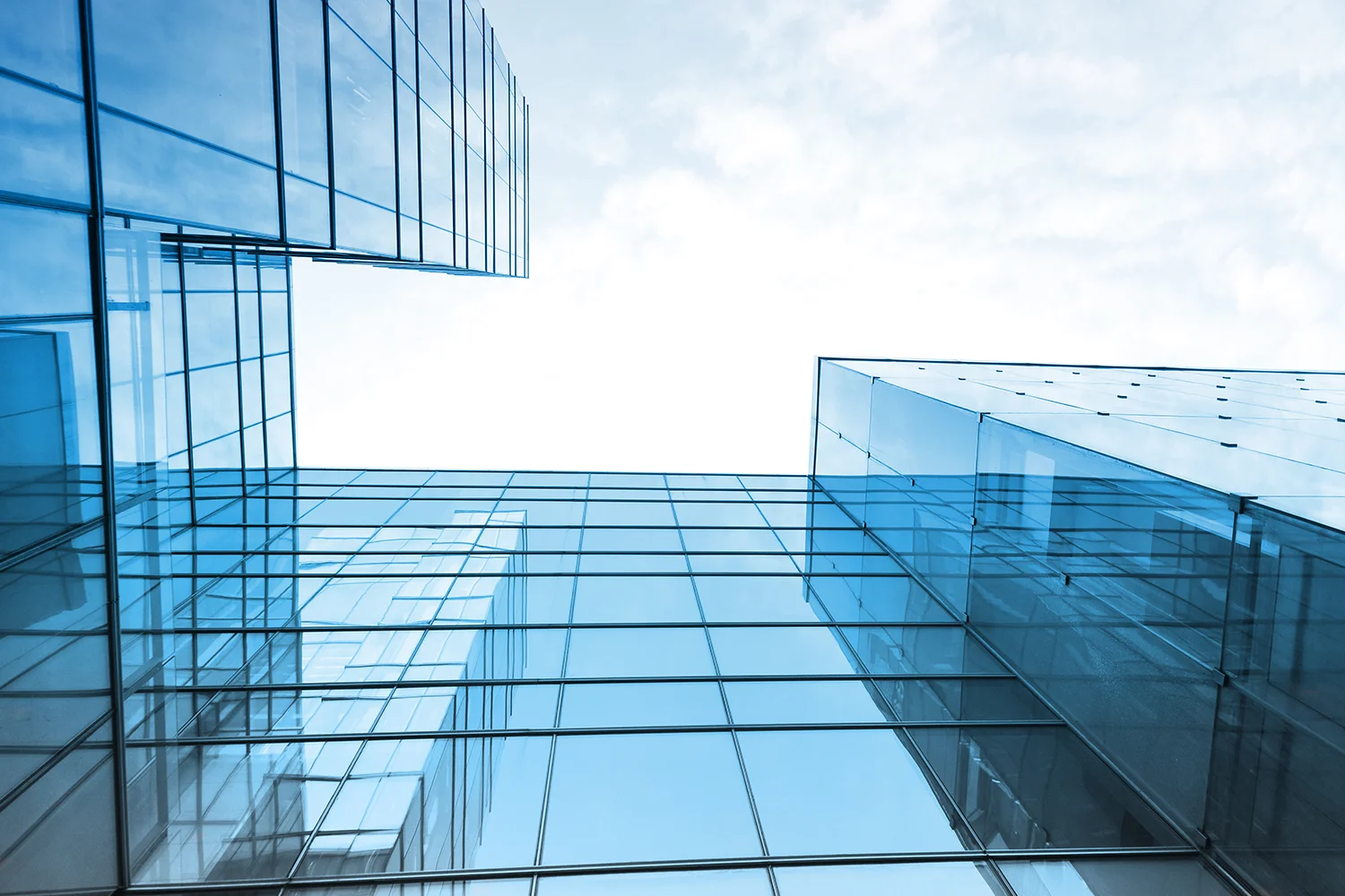 Szkło Białystok - Twój partner w świecie nowoczesnych rozwiązań szklanych